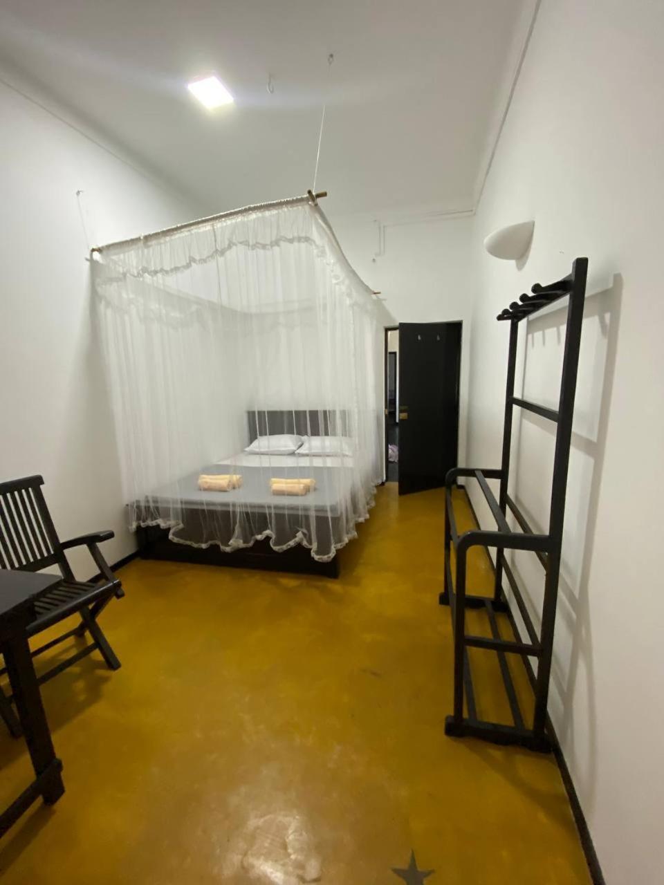 Pearl Villa Rooms And Hostel Unawatuna Kültér fotó