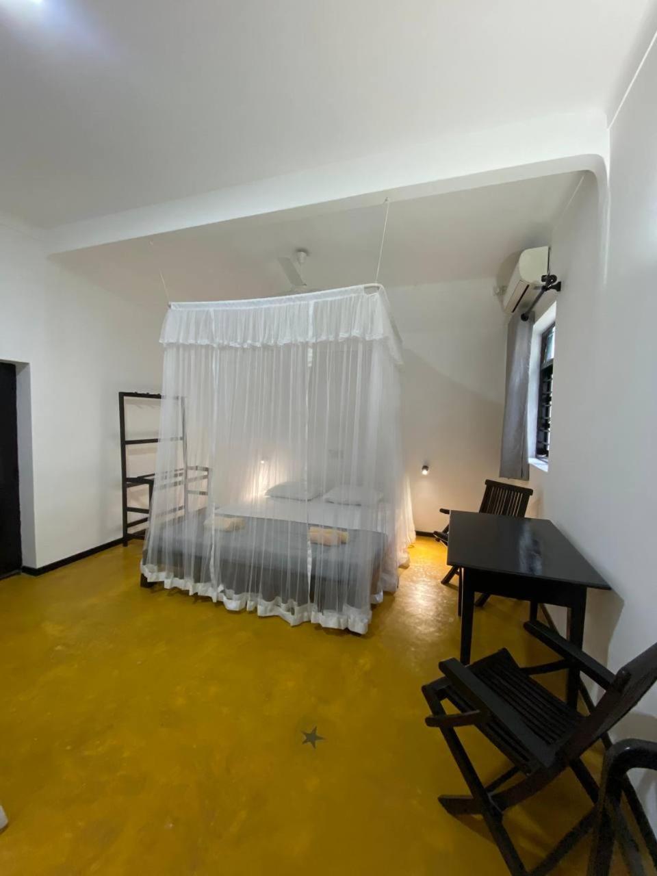 Pearl Villa Rooms And Hostel Unawatuna Kültér fotó