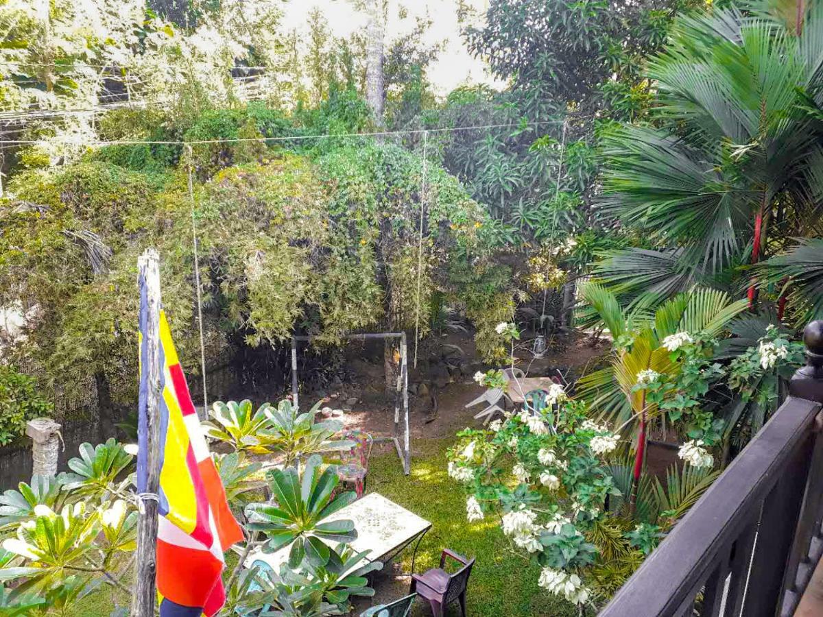 Pearl Villa Rooms And Hostel Unawatuna Kültér fotó